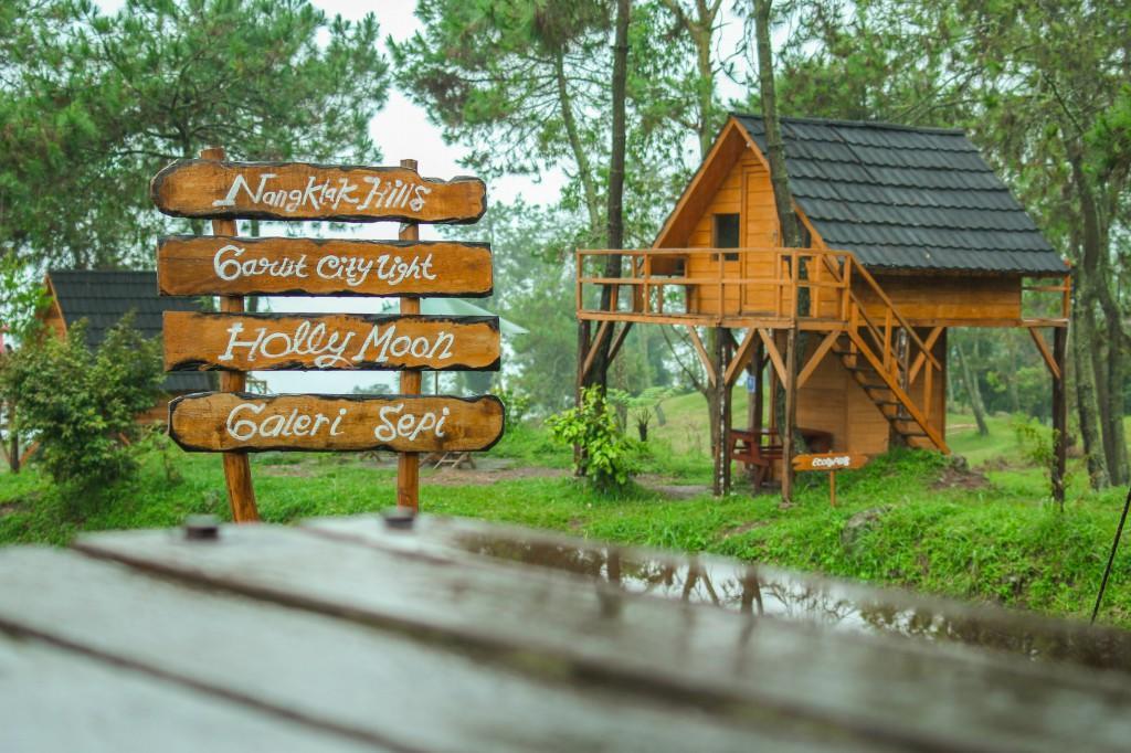 Papandayan Camping Ground Hotel Cileuleuy ภายนอก รูปภาพ