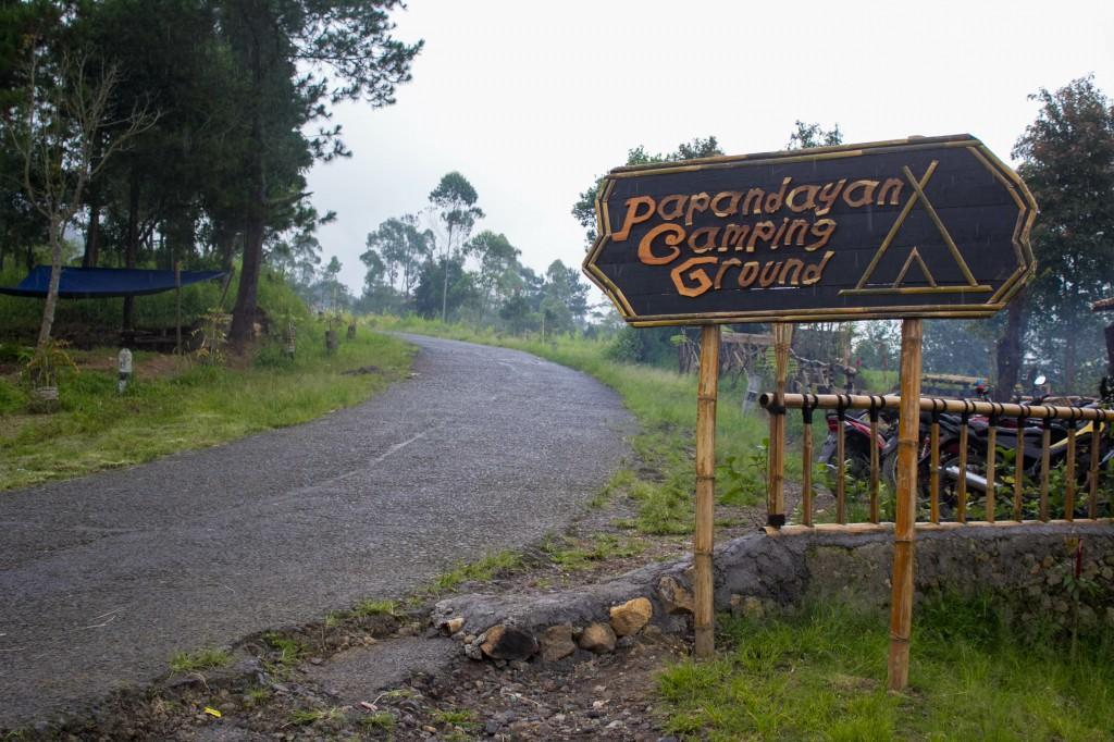 Papandayan Camping Ground Hotel Cileuleuy ภายนอก รูปภาพ