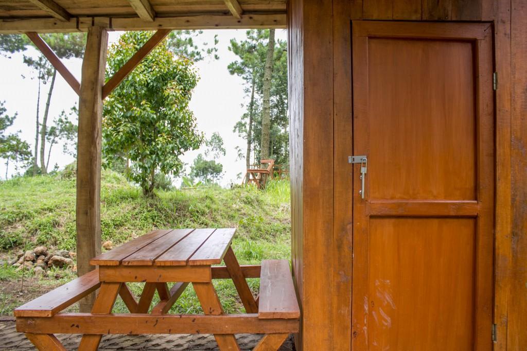 Papandayan Camping Ground Hotel Cileuleuy ภายนอก รูปภาพ